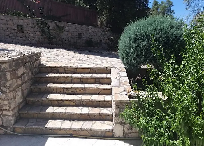 Liopetra