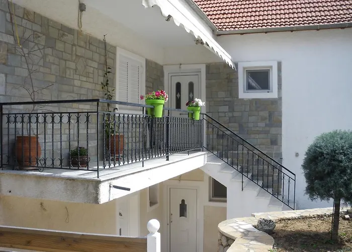 Liopetra Appartement *